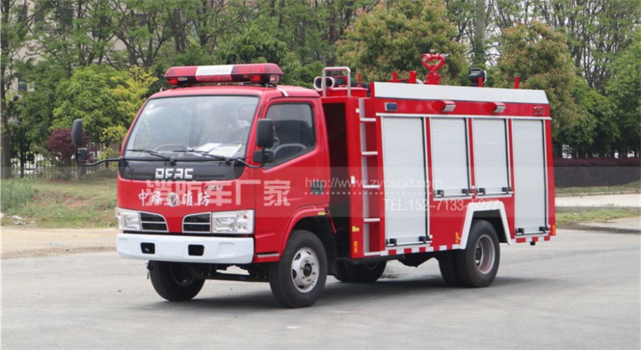 東風3噸消防車 東風3噸消防車