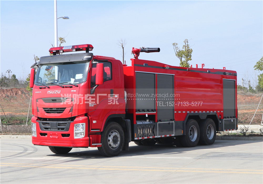 五十鈴后雙橋干粉泡沫聯用消防車 五十鈴后雙橋干粉泡沫聯用消防車